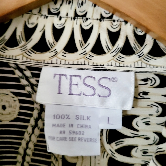 Vintage Tess 100% Silk Abstract Print Button Down Blouse Size L - Picture 11 of 12